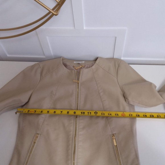 CALVIN KLEIN Faux Leather Jacket Light Beige Tan Cream size Medium - Picture 5 of 8